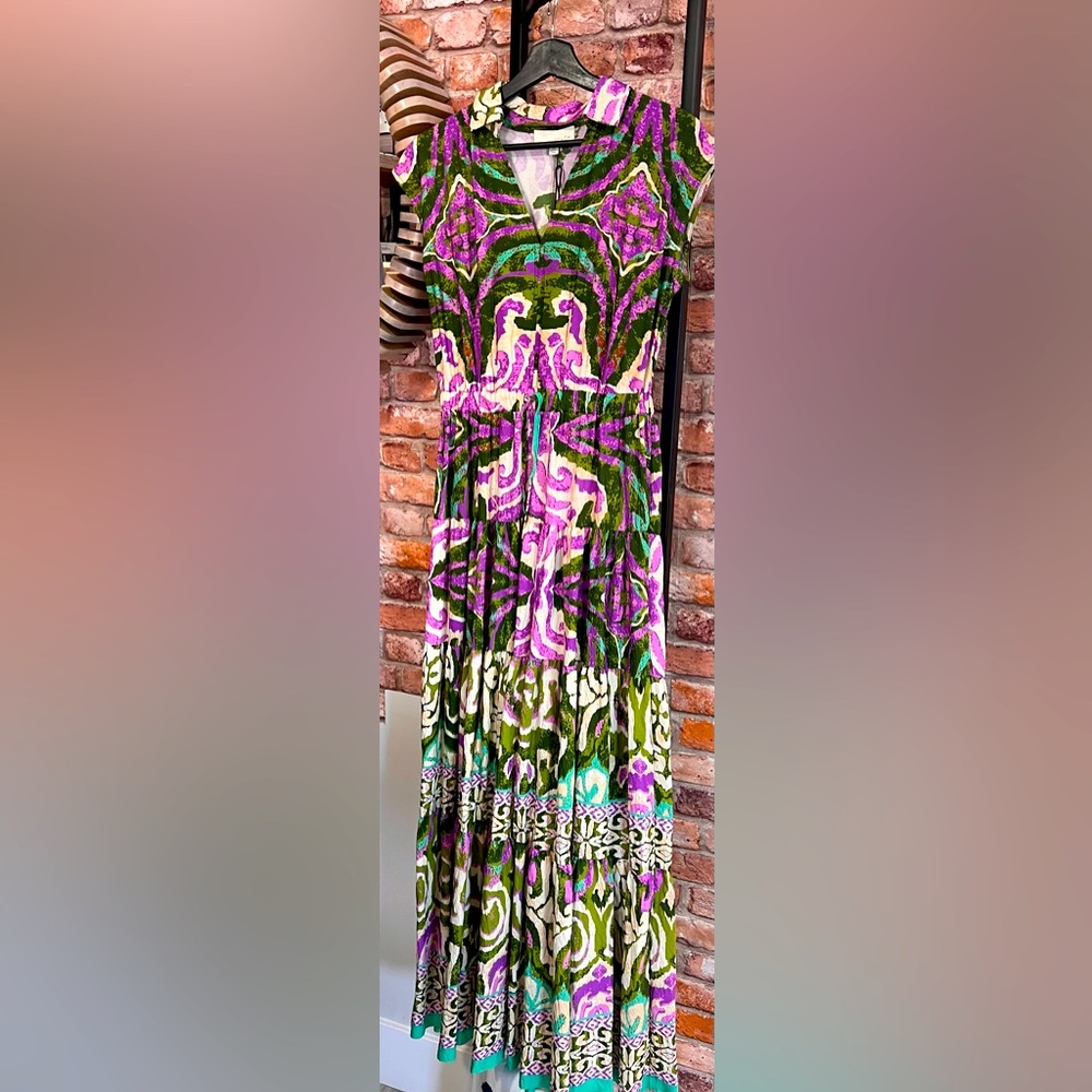 Long Multi Colored Maxi Dress, Sleeveless and with Pockets.